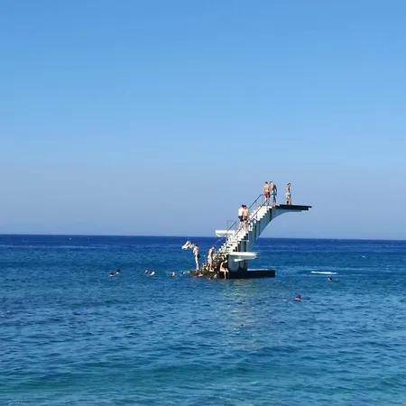 Garden House Elli 2 Min Apartament